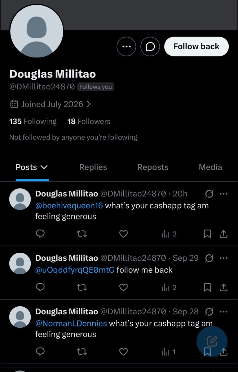 Christirr8787's tweet photo. Scammer yall. Requires you to send a screenshot of your balance so he knows how much you have. 

be careful out there queens.

Scammers: im struggling, asking for real help. If you choose to try and scam or profit on my struggle I’ll call you out on it. https://t.co/EaxHALYS4b