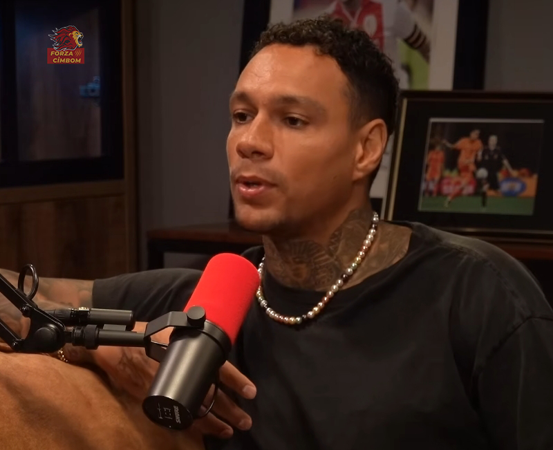 forzacimbom's tweet photo. Gregory van der Wiel: "Fenerbahçe'ye transfer olmuştum. Benim için bir cehennemdi. Ceza üstüne cezalar. Küçücük meselelerden dolayı ceza verdiler. Beni tehdit ettiler. Ayrılmazsam diye beni tehdit ettiler!" (Circus Daily) https://t.co/LNLx52Kltf