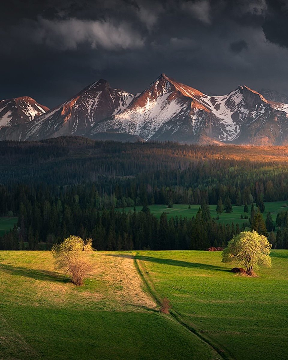 earthserenityy's tweet photo. Slovakia https://t.co/zB7DoEG4iT