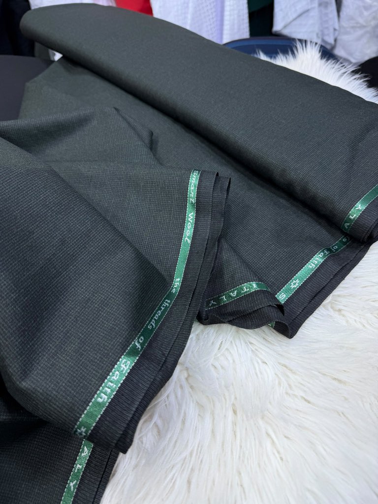 ad58019562's tweet photo. Indian Wool โ
classy, timeless and effortlessly sharp๐ค
For that clean, premium look, the fabric matters.
Available at Dehmie Fabrics and More.
Quality fabrics for your next outfit. โ๏ธโจ
๐ฉ DM to order or make enquiries
#IndianWool #Menswear #Fabrics #DehmieFabrics https://t.co/b5jKhwVKQ8