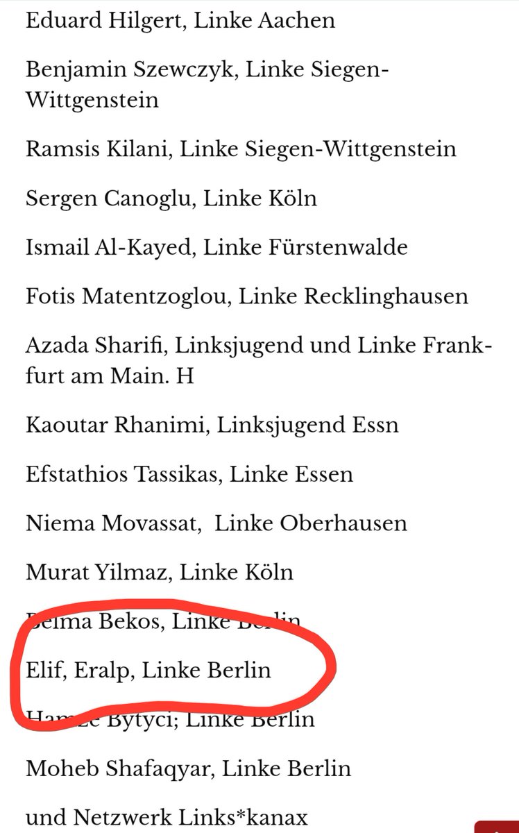SibelMedi's tweet photo. Eralp unterschreibt ein Schriftstück, was sie verpflichtet das kapitalistische System zu stürzen, Kocak fragt wann er in Remmo's Büro vorbeikommen kann - aber unsere Medien erkennen noch nix 🤷🏾‍♀️

Wer besucht jemanden im Büro, den er nicht kennt? 

Wer koaliert mit Systemstürzern? https://t.co/JrXQPf86nE