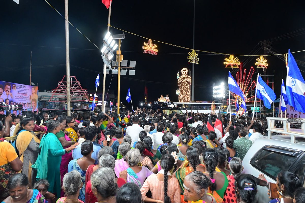KanimozhiDMK's tweet photo. கழகத்தின் வெற்றி வேட்பாளர் @iparanthamen அவர்களை ஆதரித்து, மதுராந்தகம் சட்டமன்றத் தொகுதிக்குட்பட்ட சரவம்பாக்கம் பகுதியில் தேர்தல் பிரச்சாரத்தை மேற்கொண்டேன்.

தூய சக்தி என்று தம்பட்டம் அடித்துவிட்டு, அடுத்தக் கட்சியிலிருந்து சட்டமன்ற உறுப்பினர்களைத் திருடி மக்கள் மீது இடைத்தேர்தலைத் திணித்திருக்கும் திருட்டு சக்திக்குத் தோல்வியைப் பரிசளிக்க மக்கள் ஆர்வமாக உள்ளார்கள்.

#VoteForDMK