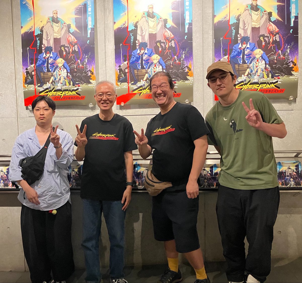 dashidash10's tweet photo. 本日『Cyberpunk: EDGERUNNERS 2』の試写会で五十嵐監督と大塚社長が登壇しました！上映後にメインスタッフで写真をパシャリと。
配信は10月20日（火）からスタートです。もう1ヶ月を切りました。ご期待ください⚡️⚡️ https://t.co/aAAUOqlB9M