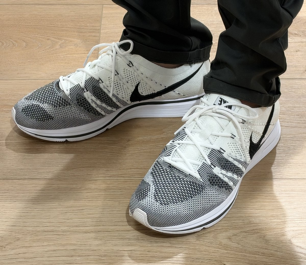 RdotChadha's tweet photo. Consider this my semi-annual request to Nike to bring back the Flyknit Trainer, perhaps this time with a padded collar. 

Another fantastic shoe from the 2010 era 🔥 https://t.co/I8eVblFTPw