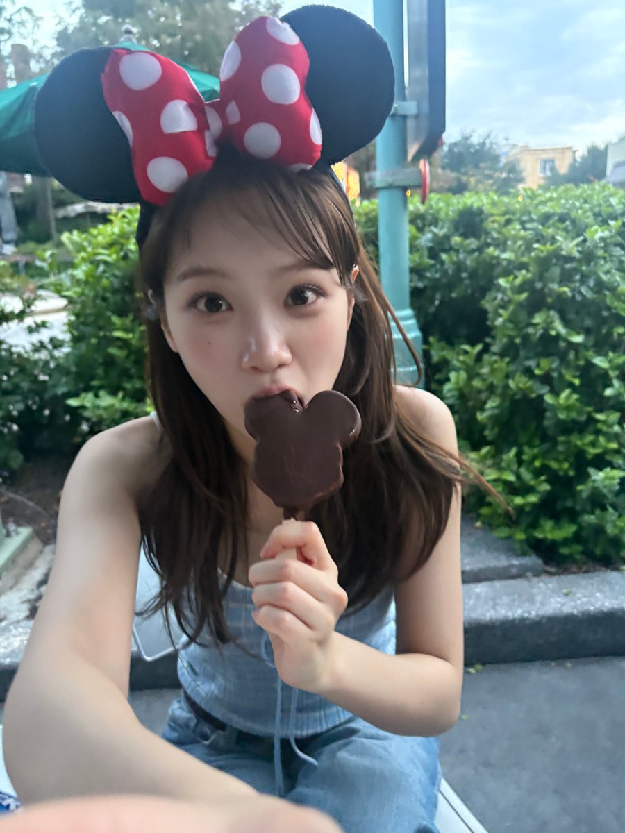 archivedkcw's tweet photo. these girlfriend pics omg 😍 https://t.co/2iilA2X9QF
