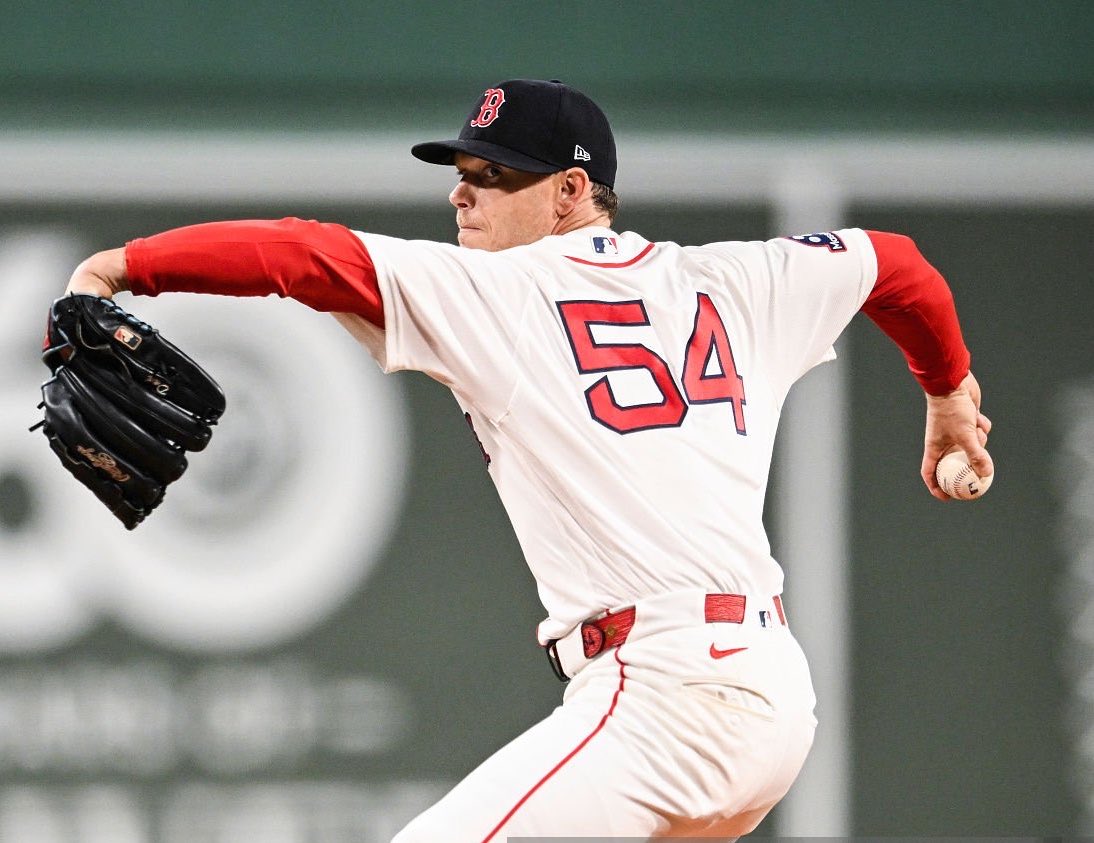 eyyankees's tweet photo. Sonny Gray after his Yankee tenure ended:

“I never wanted to go there in the first place… it feels so good to me to go to a place where it’s easy to hate the Yankees.”

He gets the ball for Boston tonight in a win or go home. https://t.co/0XzMT5ygdq