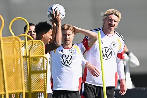 freudundleid45's tweet photo. ꘟ⚽🥅本日のドイツ代表📍ヘルツォーゲンアウラハꘟ✱
その②( ゚∀゚)o彡°
🇩🇪 #ドイツ代表 #DFBTeam #ネーションズリーグ https://t.co/1KrLrnCjVl