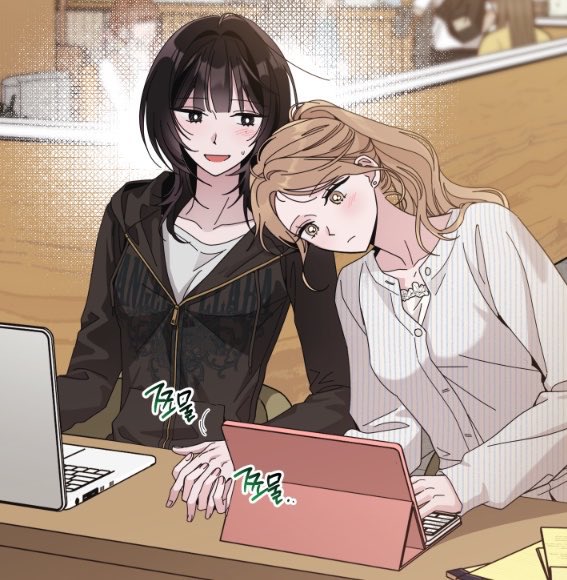 naoidoll's tweet photo. oh to have a cute &amp; pretty girlfriend alongside ur college life…… https://t.co/eWApWJLW0q