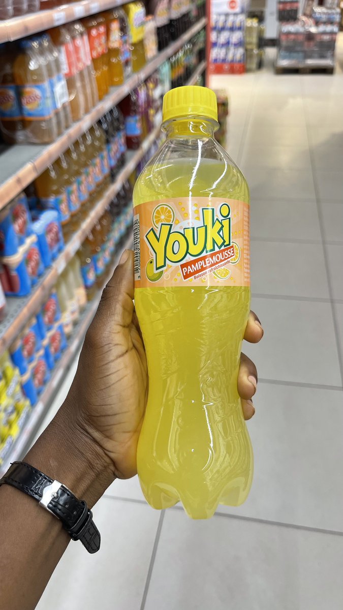 sesedey's tweet photo. Left Lagos around 9ish  got to Cotonou past 11 

Spent 3+ hours  looking for the best lait caillé spot and atassi, toured Fidjrossè a bit, looked for youki 😂

Left Cotonou past 3  got to Lagos  5:40 

Alhamdullahi for the opportunity to use free will.🥹🤎 https://t.co/QAB9tosvdx