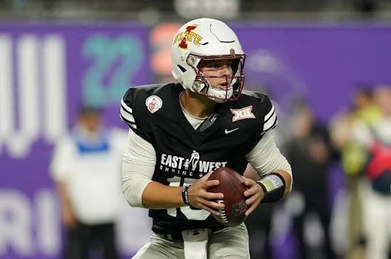 TheScoutingSpot's tweet photo. Plenty of quarterbacks that have been productive in the NFL have participated in the Shrine Bowl game over the years

There are plenty more not pictured here such as Roger Staubach and John Elway https://t.co/vGdkiTNBOU