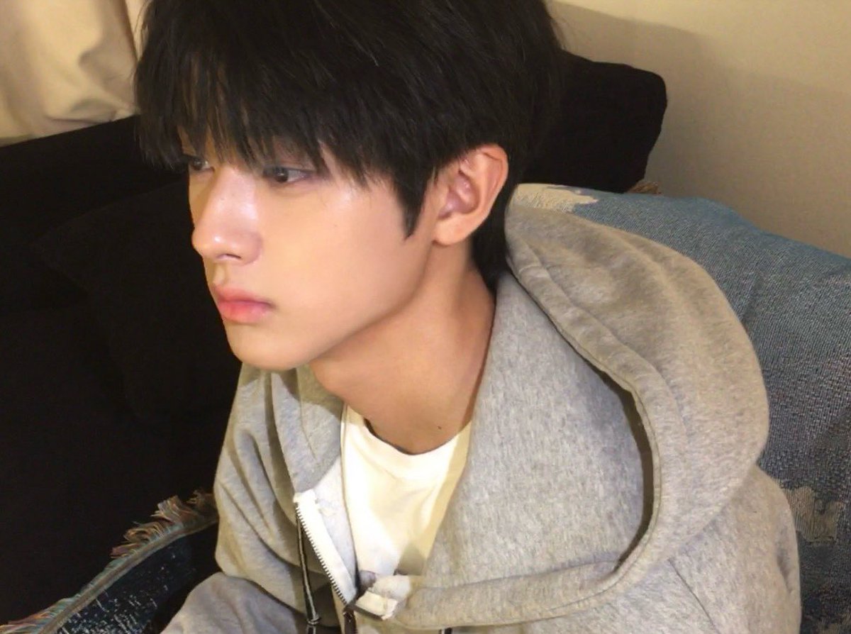 minkyu_0312's tweet photo. 게임중>왜?>엉?>져달라고? https://t.co/fdq1Ut4zK4