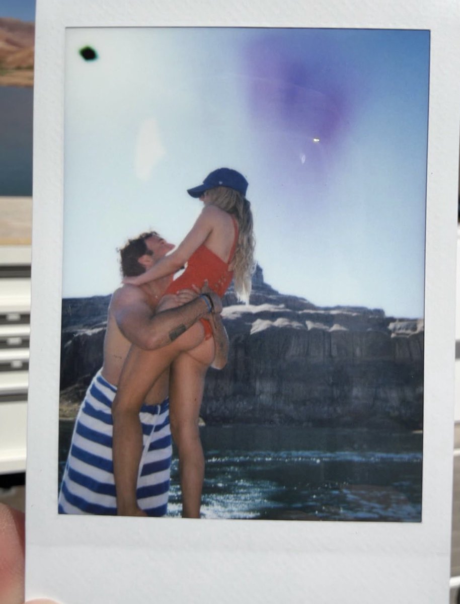 FearedBuck's tweet photo. Sydney Sweeney shares new photos with her boyfriend, Scooter Braun, on Instagram. https://t.co/pW42Z40e9O