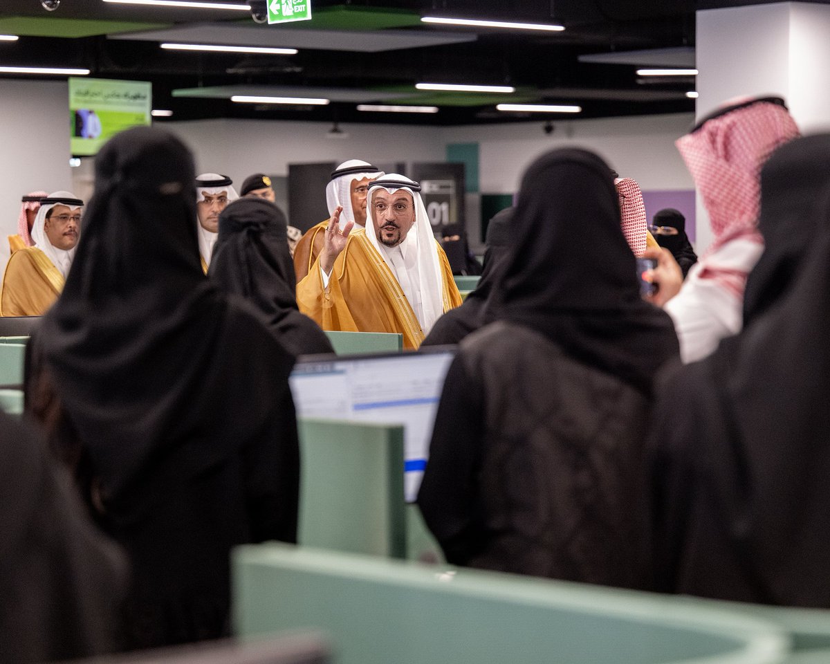 i7mza's tweet photo. يأتي افتتاح المقر الجديد ضمن توجه الشركة لمواصلة التوسع ، وترسيخ حضورها في المنطقة، وصولًاإلى بناء مركز وطني رائد لخدمات الأعمال والتعهيد..

سمو #أمير_منطقة_القصيم بحضور سمو نائبه ، يرعى حفل افتتاح المقر الجديد لشركة «أتمال» احدى شركات تعهيد الأعمال التابعة لمصرف الراجحي . https://t.co/ykpuItUiH3