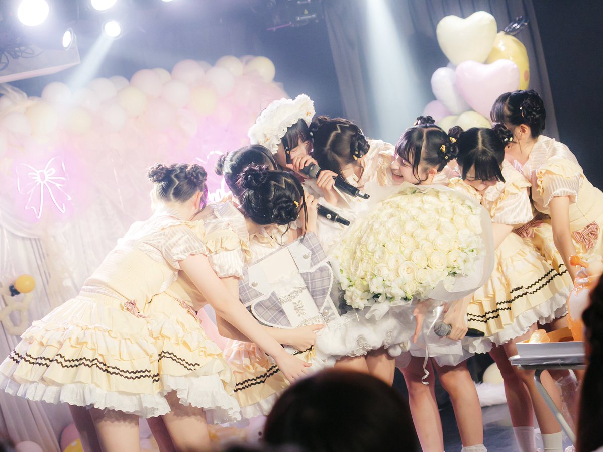 Pastel_mitsu's tweet photo. 大好きに囲まれた世界でいちばん幸せな日♡ https://t.co/3uUGElKwTK