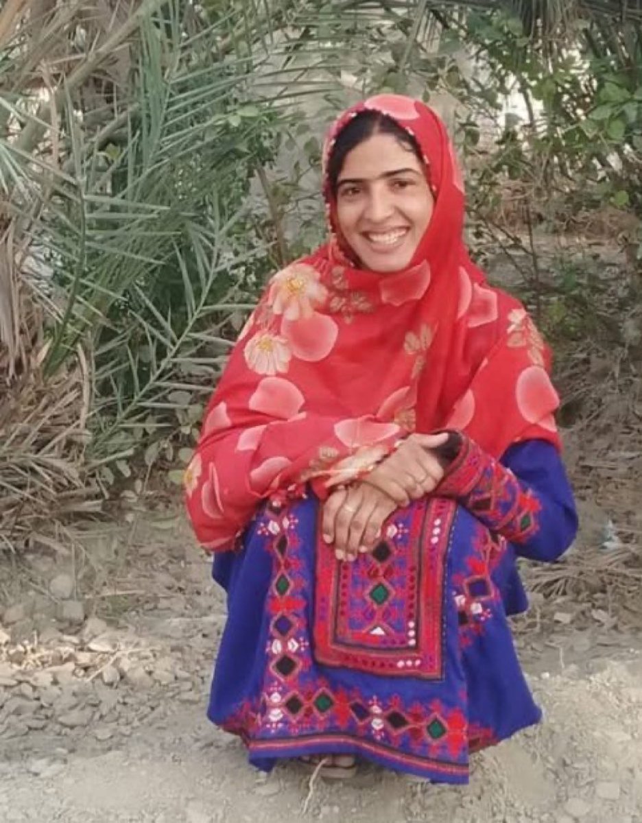wwaleedbaloch70's tweet photo. پاکستانی فورسز نے گزشتہ رات سامی، کیچ میں7 سالہ عائشہ بلوچ اور اس کی والدہ ہانی بلوچ کو جبری طور پر لاپتہ کر دیا ہیں۔ عائشہ کے والد علی جان پہلے ہی مارے جاچکے ہیں۔ معصوم بچوں کو بھی نہیں بخشا جا رہا عائشہ اور ہانی کو فوری بازیاب کیا جائے۔

#EndEnforcedDisappearances #Balochistan https://t.co/bQh0N0qINS