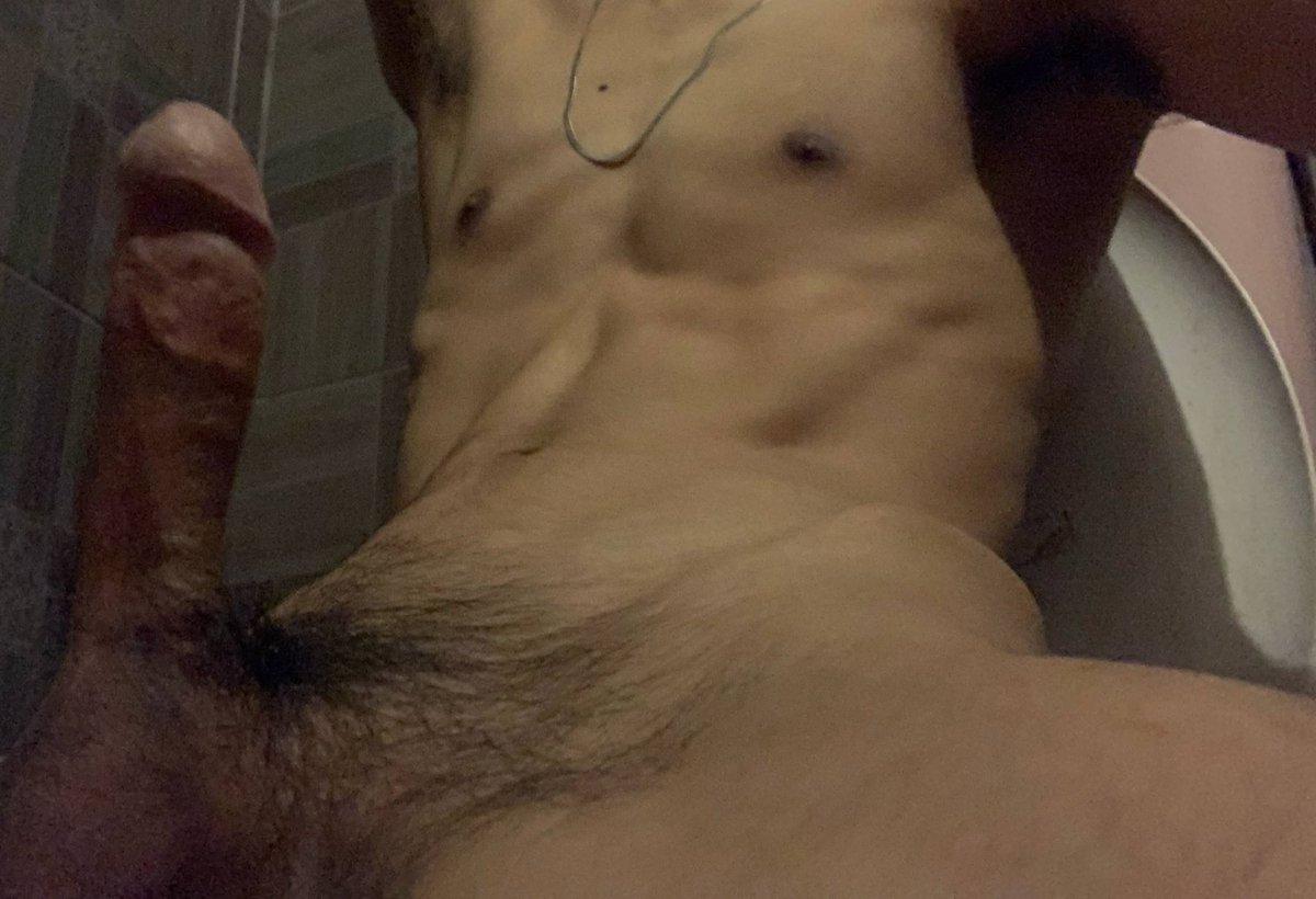 4nyfebL's tweet photo. foto lama kontol gua 😭 https://t.co/3HsUTSEHAI