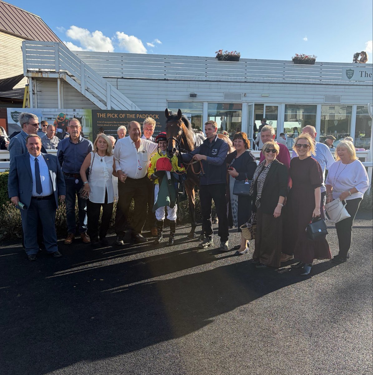CatterickRaces's tweet photo. It’s a treble for @EasterbyTim and @dallan555 as VINCE LE PRINCE wins the fifth race for owners @TDE_Syndicates - congratulations to all connections! https://t.co/0Uyfhd5UhH