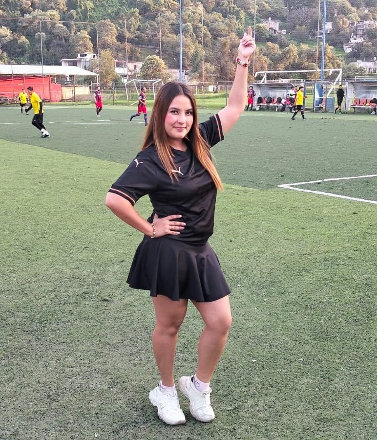 edecanesgalatea's tweet photo. En días  pasados ⚽🏆 con Fut City   con la bella 😍 Sara 😍 #edecanesparaeventos #edecanestoluca #Finaldefutbol #futcity #Toluca   #eventoscorporativos #inauguraciones #aniversarios #eventosdeportivos #expos #exposiciones #Conferencias  #edecanes  #edecanesmexico 😎 https://t.co/5IXiGMwBTD