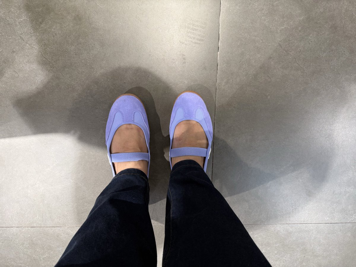 woonlaand's tweet photo. SECAKEP ITU SAMPE BINGUNG PILIH WARNA APA😭 https://t.co/1ZvwrXP7HE