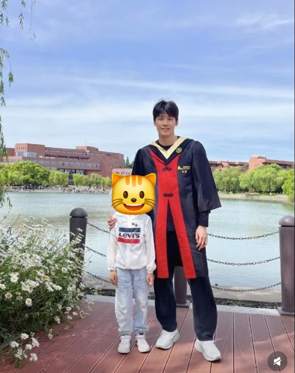 hamioee_'s tweet photo. first time seeing a catfishing dad https://t.co/UEmlVAPG9s