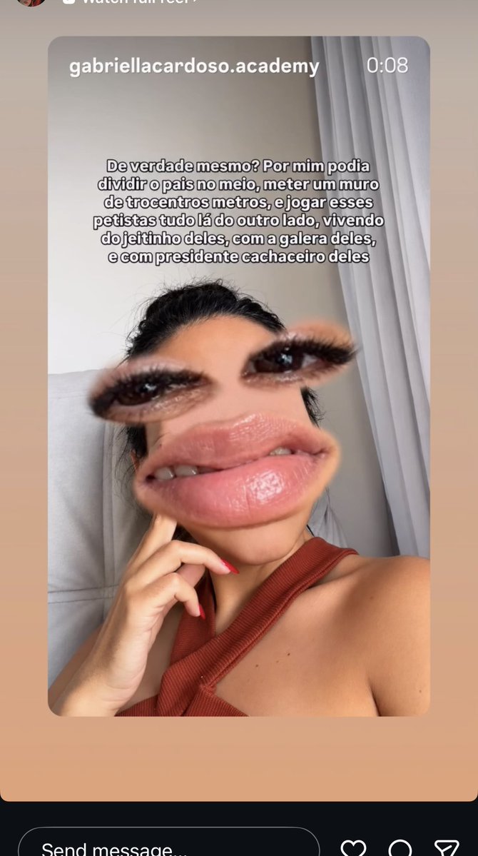 sereeiasinistra's tweet photo. realmente só não votam em hitler pq tá morto https://t.co/UVDe0YkALL
