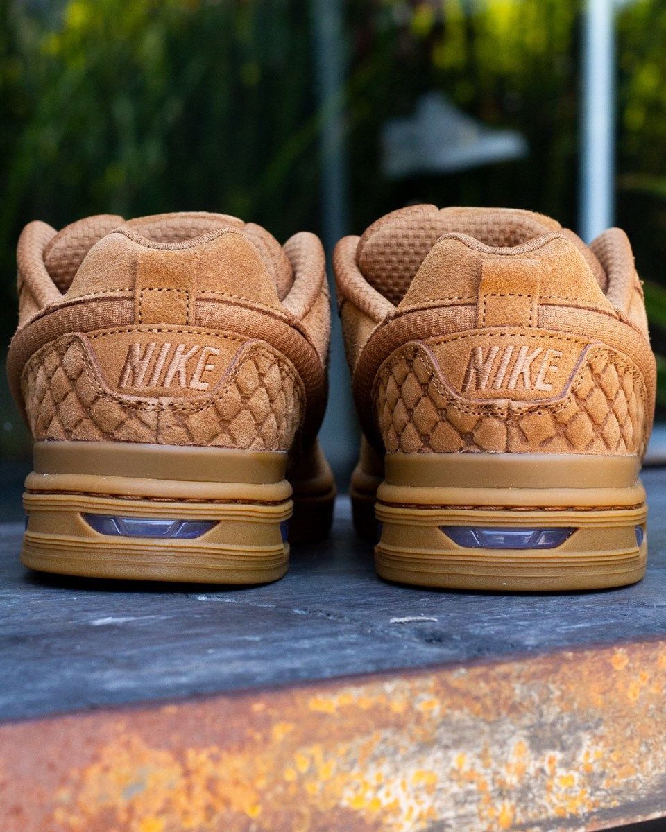 SneakerShouts's tweet photo. Paul Rodriguez x Nike Zoom Air Low “Ale Brown” drops October 9th 🍂 

DETAILS -> https://t.co/9lG6ntVqcv https://t.co/gjfmE6xfnz