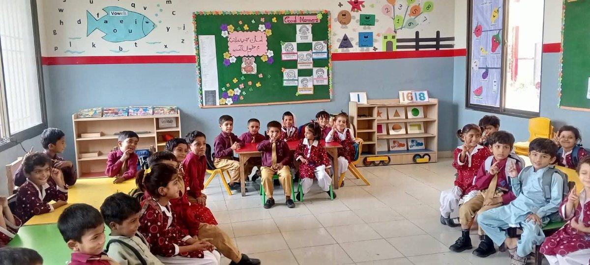 SELDGOS's tweet photo. Students of People’s School Program #Dadu, Class KG-A, participated in an engaging story activity based on “The Fox and the Horse.”
The young learners showed great interest, actively participated, and shared thoughtful questions during the session, making learning a fun and interactive experience.
#SELD #SindhSchoolsReimagined #GovernmentOfSindh #EducationForAll #SindhEducation #EarlyChildhoodEducation #LearningThroughActivities
@sardarshah1 @BBhuttoZardari @BakhtawarBZ @MuradAliShahPPP