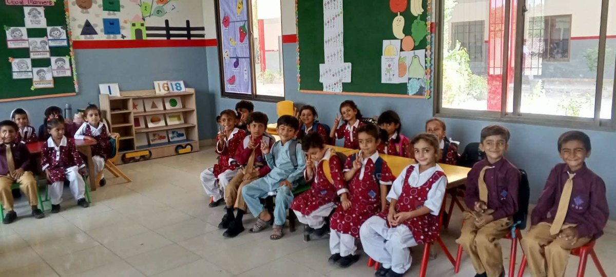 SELDGOS's tweet photo. Students of People’s School Program #Dadu, Class KG-A, participated in an engaging story activity based on “The Fox and the Horse.”
The young learners showed great interest, actively participated, and shared thoughtful questions during the session, making learning a fun and interactive experience.
#SELD #SindhSchoolsReimagined #GovernmentOfSindh #EducationForAll #SindhEducation #EarlyChildhoodEducation #LearningThroughActivities
@sardarshah1 @BBhuttoZardari @BakhtawarBZ @MuradAliShahPPP