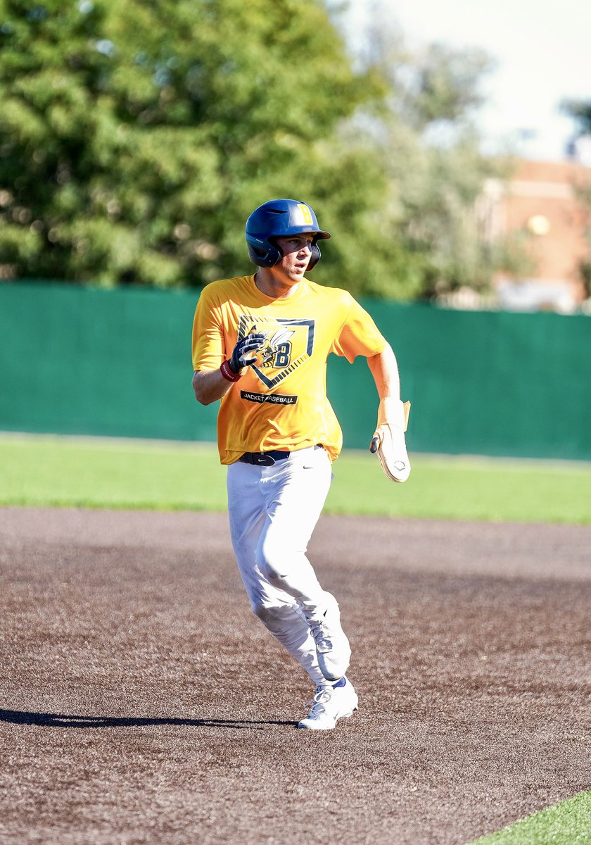 MSUBBaseball's tweet photo. 𝓕𝓪𝓵𝓵 𝓑𝓪𝓵𝓵𝓲𝓷’

#MSUBSPORTS | #MSUBBSB https://t.co/A7AqsJfamt