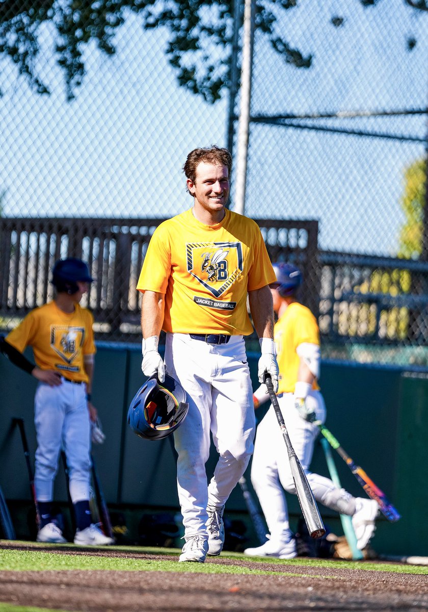 MSUBBaseball's tweet photo. 𝓕𝓪𝓵𝓵 𝓑𝓪𝓵𝓵𝓲𝓷’

#MSUBSPORTS | #MSUBBSB https://t.co/A7AqsJfamt