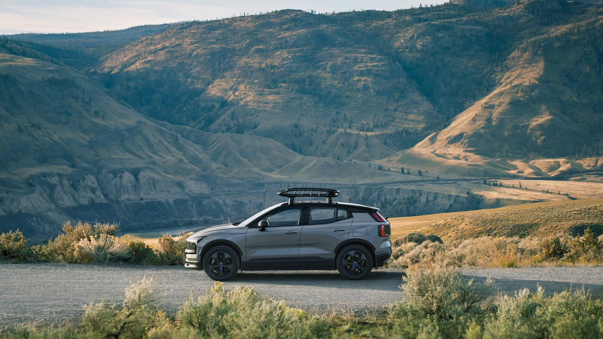 bugletwit's tweet photo. Electric, effortless, yours. The Volvo EX30 speaks a younger language at CMH Volvo Cars Umhlanga, Volvo's smallest and boldest build yet, from R735,500. Full review in this month's Bugle. #VolvoEX30 #CMHVolvo #Umhlanga #TheBugle https://t.co/nbqJTGLAwj