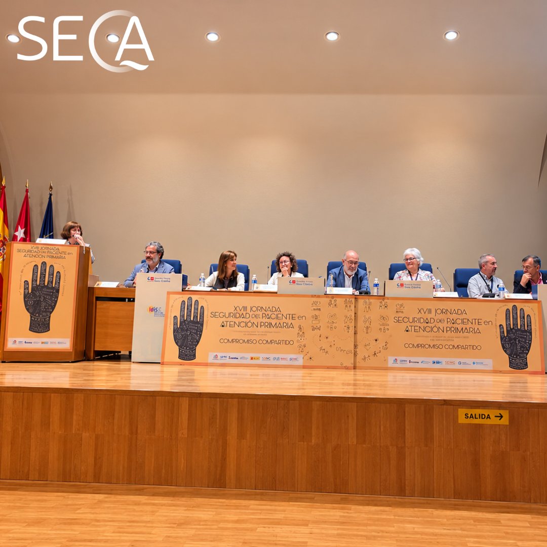 CalidadAsistenc's tweet photo. 🤝 13 sociedades científicas unidas por un objetivo común: avanzar hacia una #AtenciónPrimaria más segura, coordinada y centrada en las personas.
Así ha sido la XVIII Jornada de #SeguridaddelPaciente en Atención Primaria.
➡️https://t.co/iWi5guGwg3 #SegPacAP https://t.co/qpAgmLRgxx
