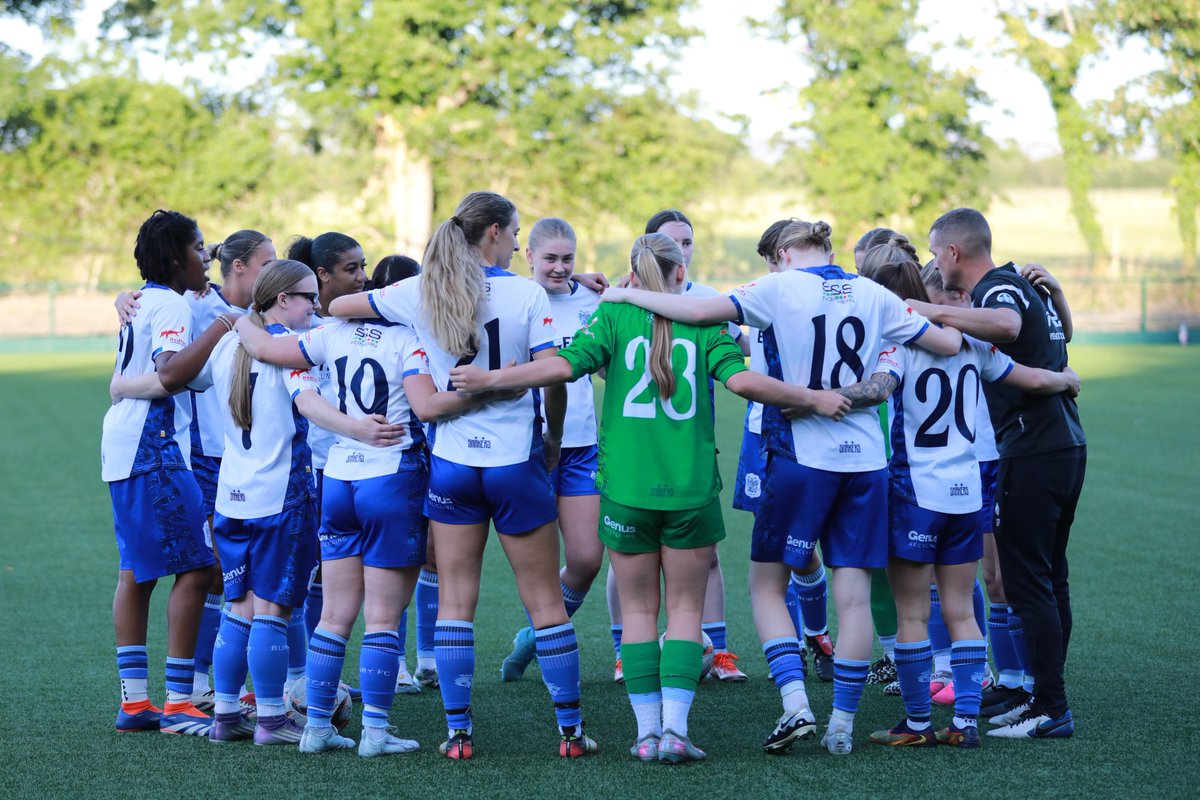 buryfc_women's tweet photo. 🔵 THANK YOU, ISABELLA! ⚪

We can confirm that @_iz_hey_10 has been recalled by @FyldeWomenFC

A huge thank you to Isabella for everything she has given to the team during her time with us. 💙

We’ve loved having you at Bury and we wish you all the very best for the next chapter! 👏

#BuryFCWomen #BuryFC