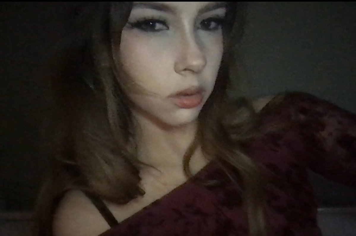 miffiae's tweet photo. lost my account so starting over, looking for moots ˶‘ ᵕ ‘˶ 

uni student who plays league / valorant / soulslikes / bethesda creations

♡ or rt to be moots 

#league #leaguetwt #fyp #moots #valorant #gamingtwt #promotwt https://t.co/YJvqOlgd5T