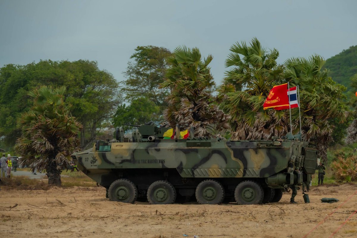 aag_th's tweet photo. 🇹🇭⚓️AAG_th บันทึกประจำวัน: นาวิกโยธินไทยจะจัดหารถหุ้มเกราะล้อยางลำเลียงพลสะเทินน้ำสะเทินบก #AWAV 8x8 จาก #Chaiseri ไทยระยะที่๓ เพิ่ม ๗คันรวม ๒๑คัน
https://t.co/2JgN4Q5cBi
#Thailand #Marines @prroyalthainavy #นาวิกโยธิน #กองทัพเรือ #Armoured #Vehicle https://t.co/AyGU3zdvnQ