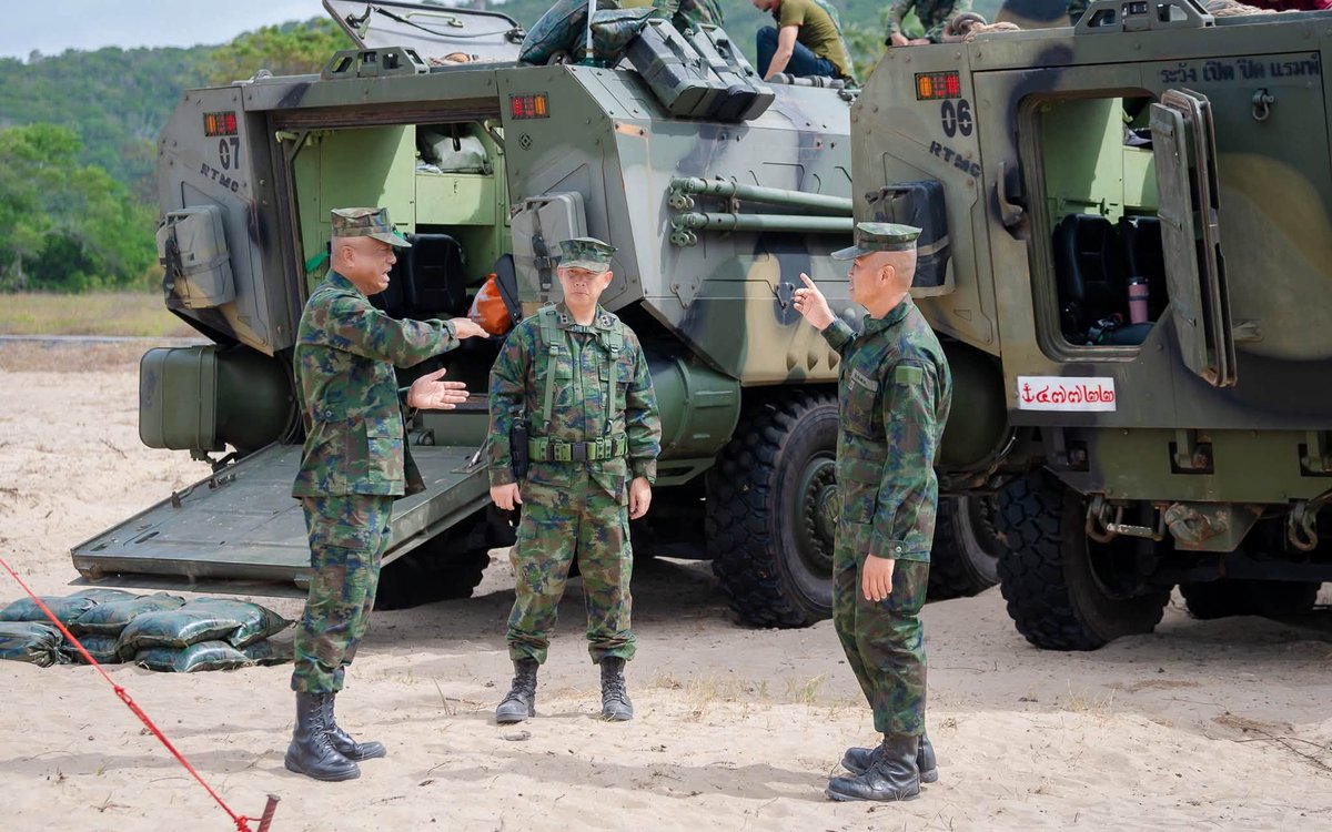 aag_th's tweet photo. 🇹🇭⚓️AAG_th บันทึกประจำวัน: นาวิกโยธินไทยจะจัดหารถหุ้มเกราะล้อยางลำเลียงพลสะเทินน้ำสะเทินบก #AWAV 8x8 จาก #Chaiseri ไทยระยะที่๓ เพิ่ม ๗คันรวม ๒๑คัน
https://t.co/2JgN4Q5cBi
#Thailand #Marines @prroyalthainavy #นาวิกโยธิน #กองทัพเรือ #Armoured #Vehicle https://t.co/AyGU3zdvnQ