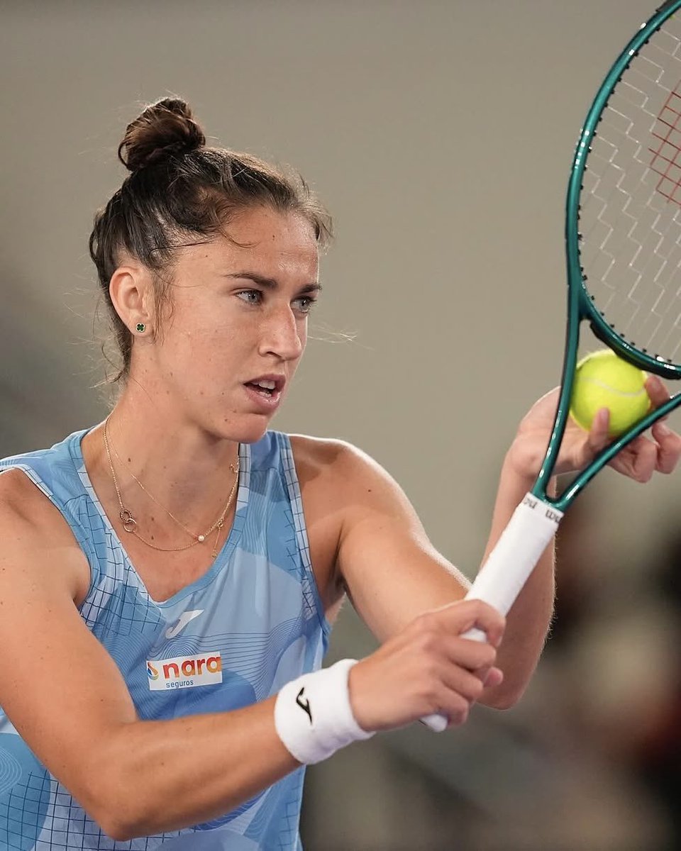RFETenis's tweet photo. Victoria sobre local 👊

Sorribes [8] vuelve a ganar en el #WTA 125 de Jingshan con una remontada por 4-6 6-2 6-3 ante Zheng poniendo rumbo a los cuartos de final en China

📸 S. Sorribes https://t.co/bkHPqxeI5E