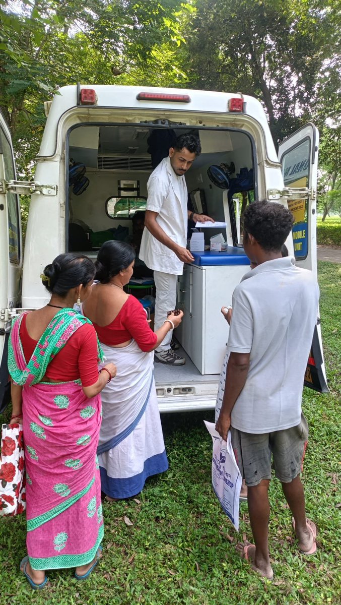 NHMSonitpur's tweet photo. Bringing Healthcare Closer to the Community lSapoi TE l under Dhekiajuli BPHCl Sonitpur lMMU team
The camp provided general health check-ups, health screening, medical consultations, necessary treatment, and health education.  @MoHFW_INDIA @TheAshokSinghal @nhm_assam @DCSonitpur https://t.co/98YBLHPMCr