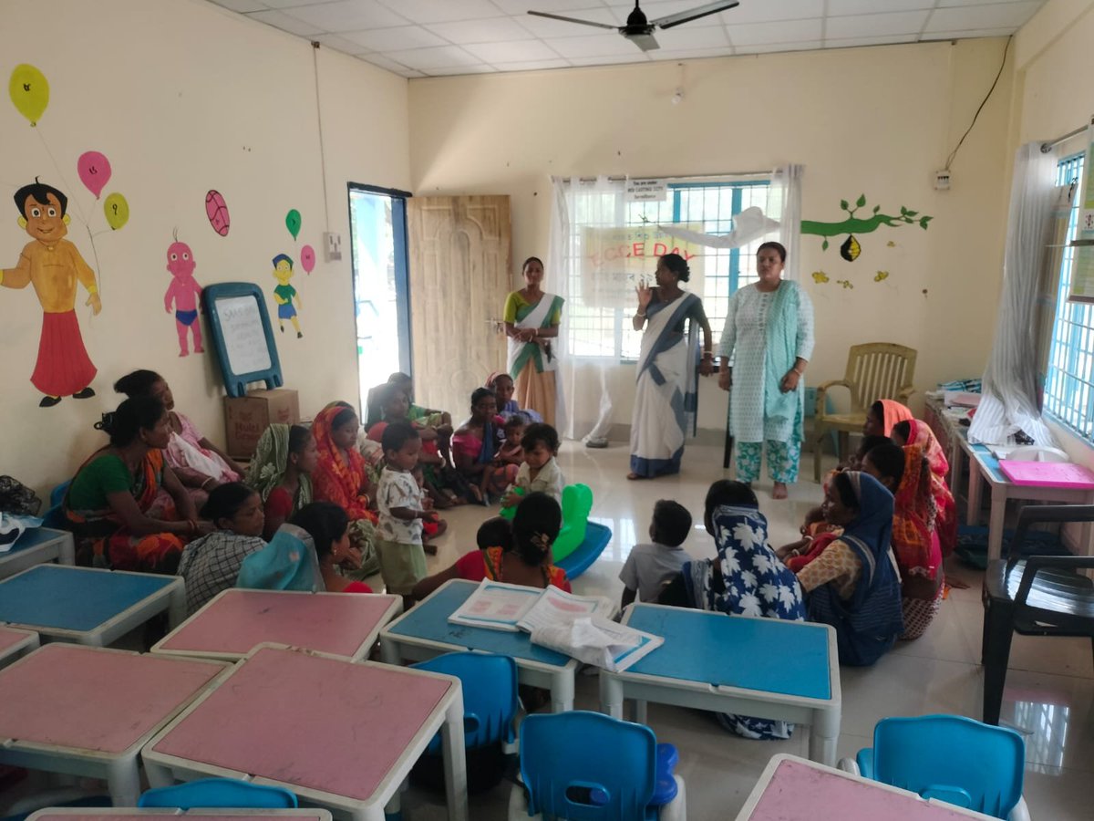 NHMSonitpur's tweet photo. A Saas-Bahu Sammelan was organized at Arun TE No.1 AWC under Arun TE AAM,Dhekiajuli BPHC.The session focused on promoting awareness among mothers-in-law &amp; daughters-in-law regarding maternal and child health,proper nutrition.

@MoHFW_INDIA @TheAshokSinghal @nhm_assam @DCSonitpur https://t.co/OLMllCTjrT