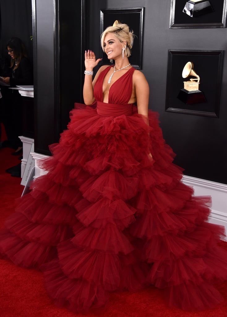 metmidnights's tweet photo. o VESTIDO deslumbrante que a equipe da taylor conseguiu pra ela https://t.co/6gzTlyZf4u