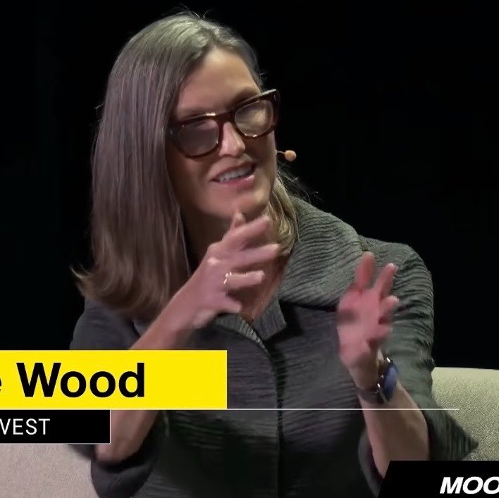 TheSonOfWalkley's tweet photo. CATHIE WOOD SAYS — $TSLA AND SPACEX MERGER COULD HAPPEN “THIS YEAR” 👀

Extremely bullish ! https://t.co/UNJkAO4S0I