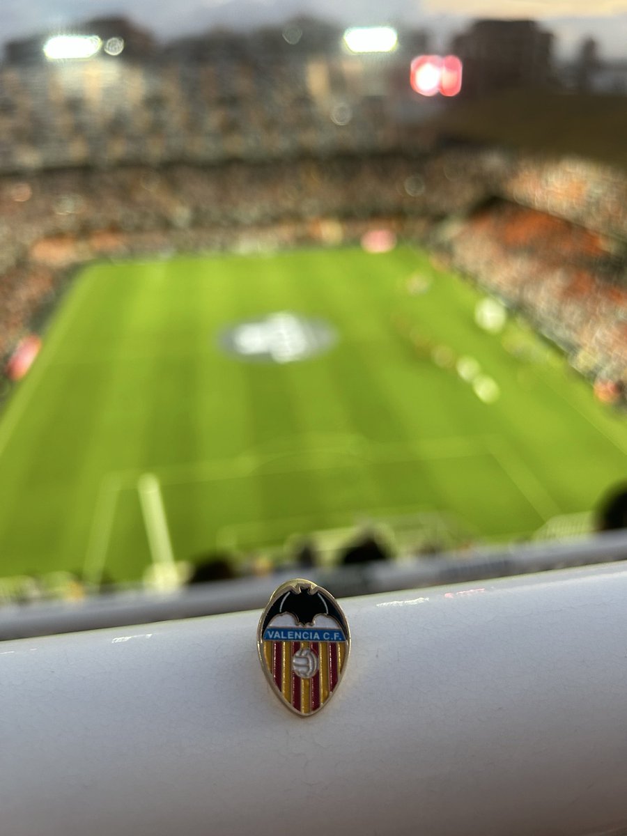 seangroundhops's tweet photo. One year ago I visited the best stadium I’ve ever been to.

I spent the whole game in awe of the ground. There’s nowhere like it. If you haven’t been, plan a visit before they move next summer. It’s incredible.

Valencia CF 1-2 Real Oviedo
Estadio De Mestalla 😍 🇪🇸 https://t.co/4ai7Dn1b9H