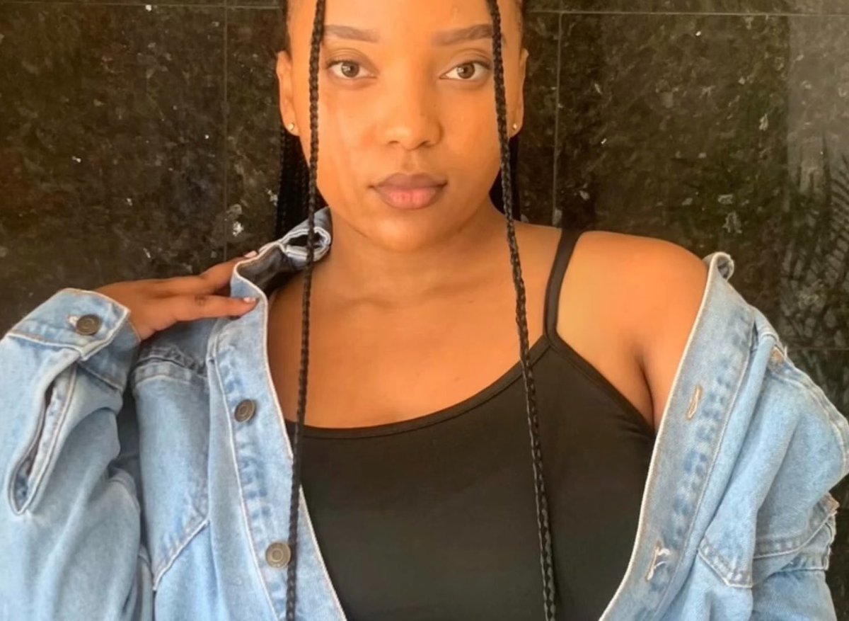 1L1L1L1LLLL's tweet photo. Mara ka zama nyana waitsi https://t.co/UcKGj7ig6s