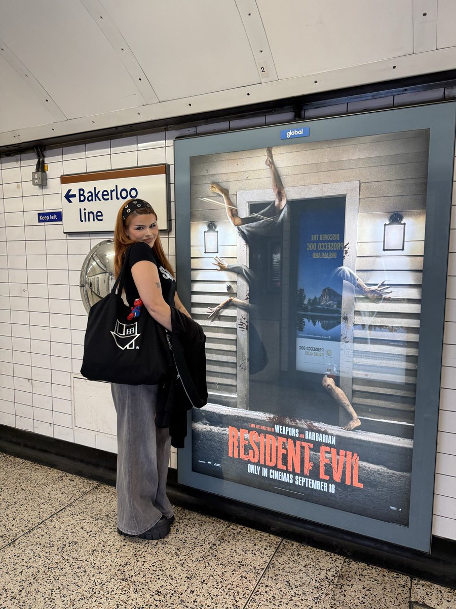 hotloserbryan's tweet photo. whenever i see something resident evil related i have to take a picture with it https://t.co/NcYbW4W4EA