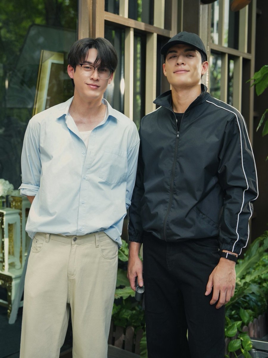 boyslovehub's tweet photo. 🚨 Filming has begun for #RoundOneSeries, new BL starring #JossGawin &amp; #MarkOhm.

A fighter and a journalist find themselves trapped in a time loop and must find a way out. But breaking the cycle may come at a price: never seeing each other again. https://t.co/onrJlsYW4s