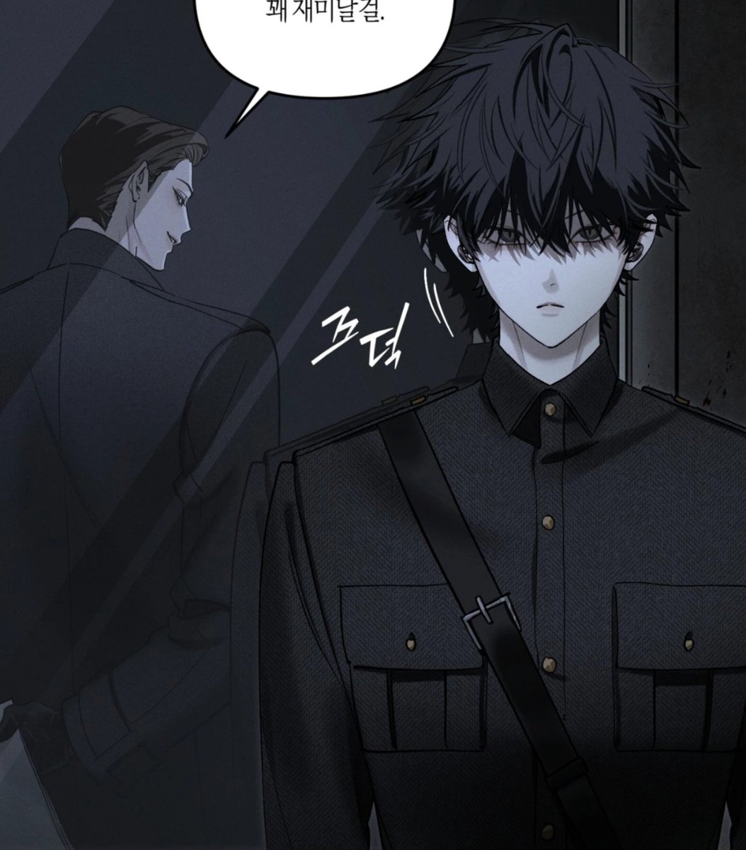 clutchflk's tweet photo. 군대에잇을때                 군생활끝나고가족여행갈때 https://t.co/kVFtqUPntN