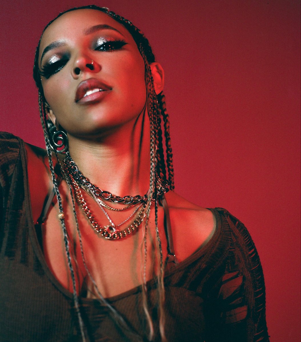 music__data's tweet photo. Tinashe is projected to be a first-time #GRAMMYs nominee for the 2027 awards.

She could earn nominations in several categories. https://t.co/zNVq98O10F