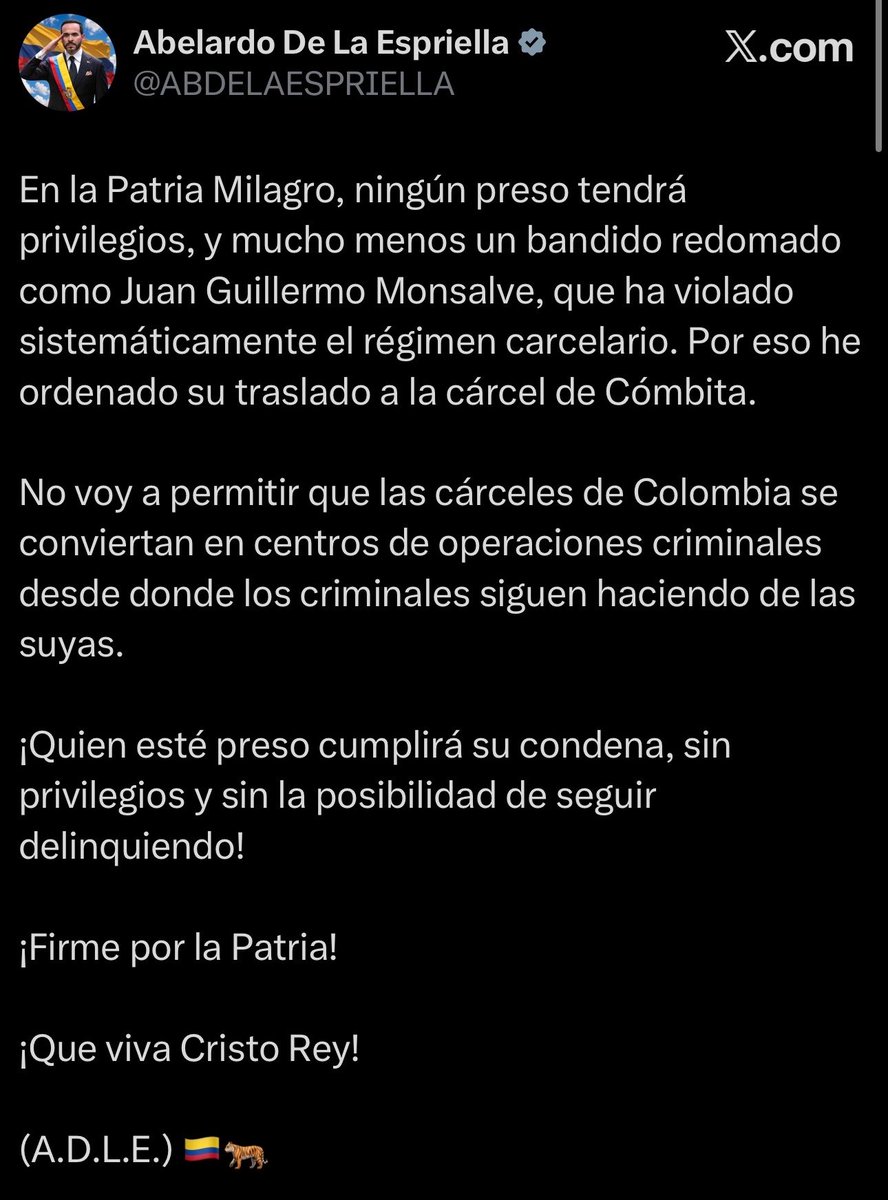 VaneDeCol's tweet photo. AJJAJAAJAJASJSJSJSSJSSJSJJSJSJ 

Carajo, le avisaron ayer que iban a trasladar a Monsalve y se asustó?

JAJAJAJAJAAJAJAJAJAJAJSJS https://t.co/jmUI2xeHkY