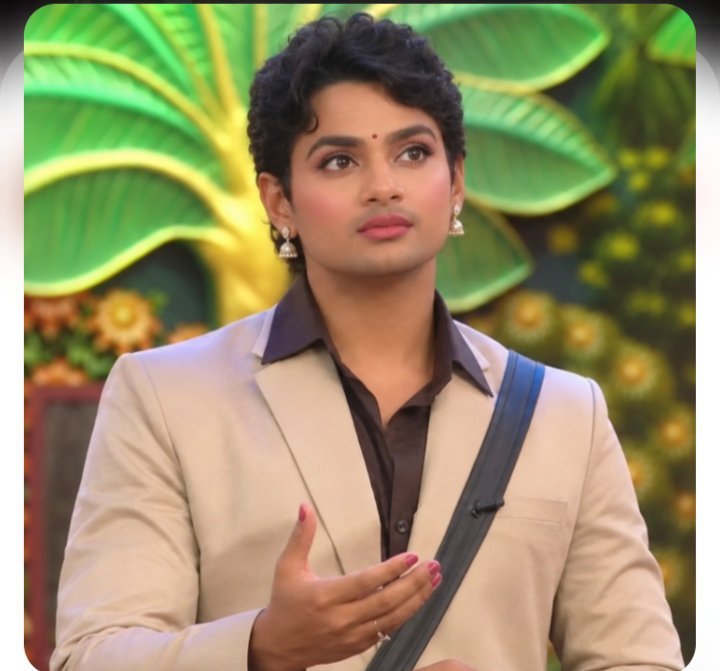 nameisShaikk's tweet photo. Super ra kojja #PRhit 

#biggbosstelugu10 https://t.co/XJVxltdl17