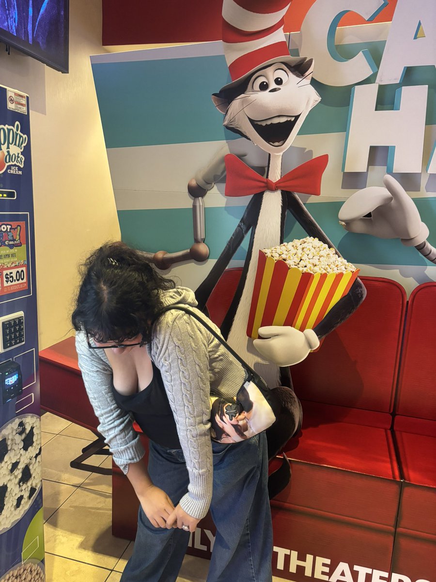 throooatzilla's tweet photo. backshots from cat in the hat to celebrate the ticket war for @kimpetras https://t.co/GkCu9nRUAE